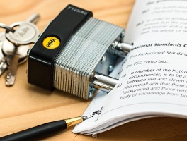 Velos Markets威马证券：全息视角与多层次数据驱动模型解析2025投资策略