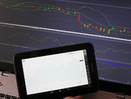 Velos Markets威马证券：解码机构级量化投资的“进化论”